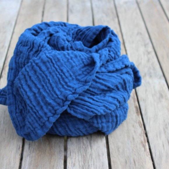 Laora Organic scarf in blueberry - Picture 3 of 6